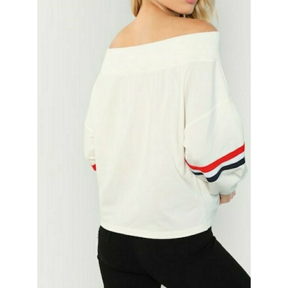⬇️VIVA | Off Shoulder Sweatshirt - Picture 3 of 6